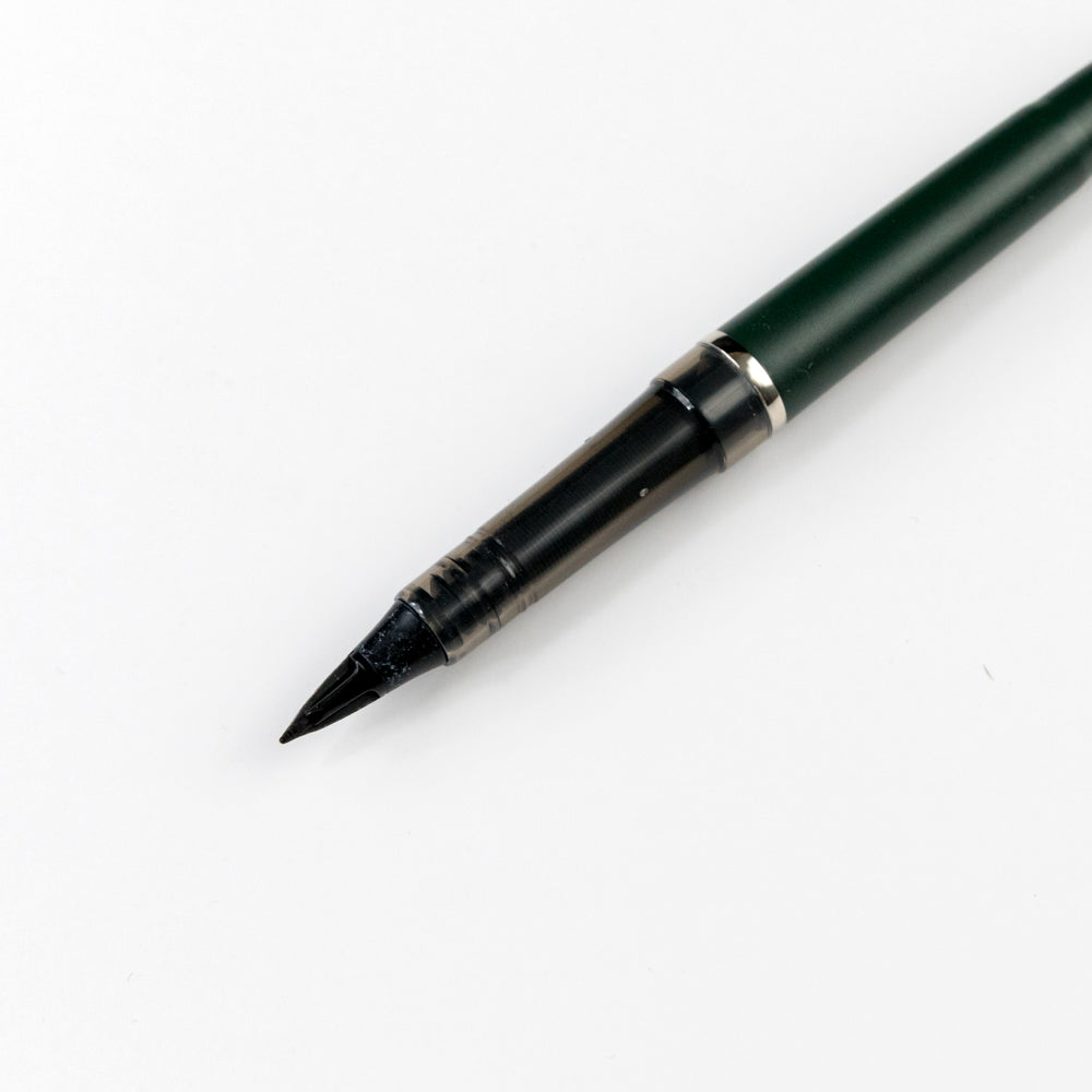 Tradio Plastic Fountain Pen - Black